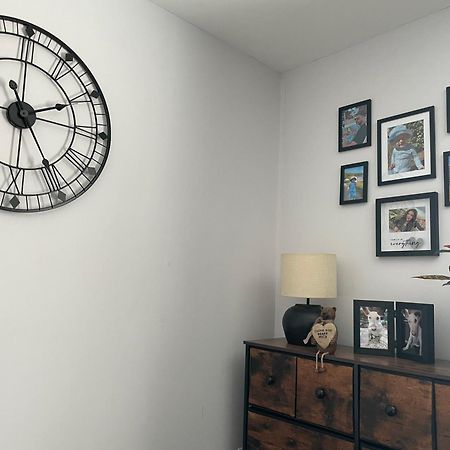 Cosy Home From Home With Private Bathroom - Free Parking Cardiff Luaran gambar