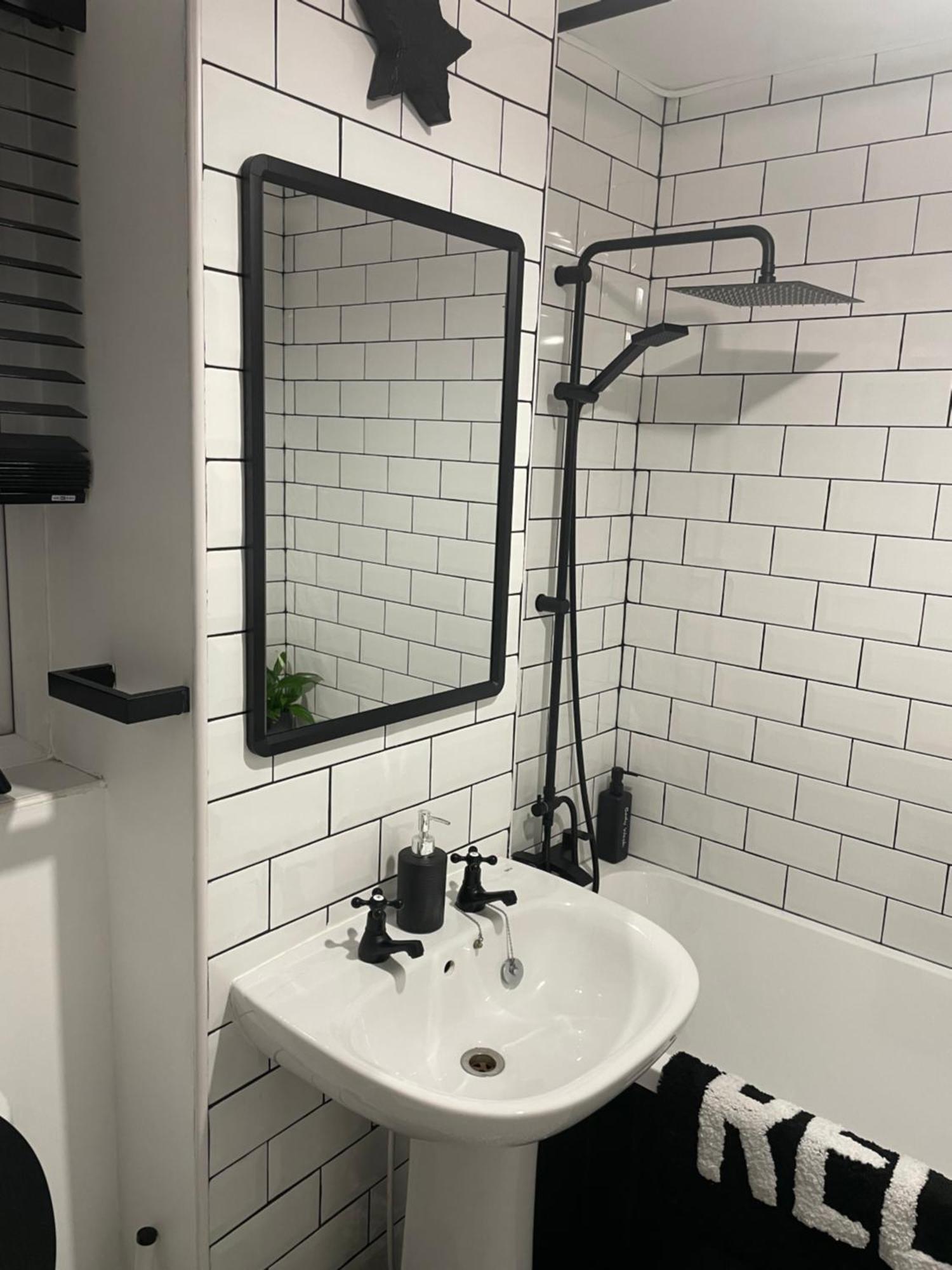 Cosy Home From Home With Private Bathroom - Free Parking Cardiff Luaran gambar